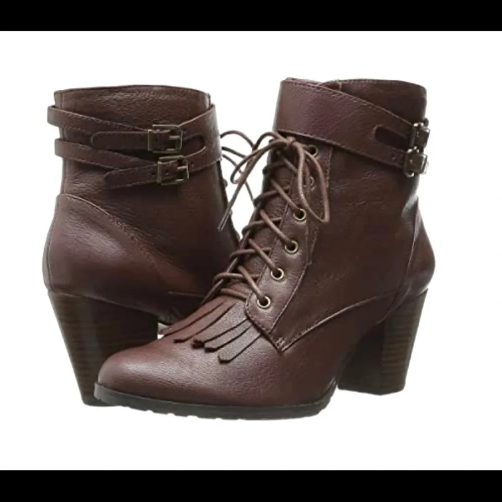 BELLA VITA Kody ankle brown leather fringe bootie womens size 5